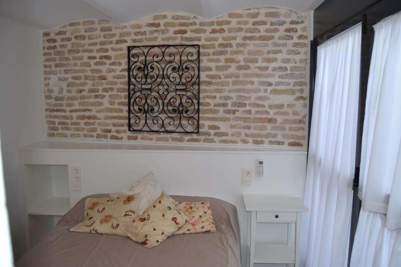 Duplex Alameda De Hercules Sevilla Exteriér fotografie
