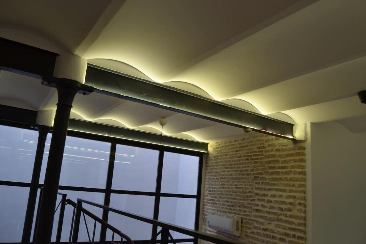 Duplex Alameda De Hercules Sevilla Exteriér fotografie